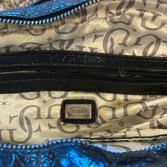 Guess Handbag and belt - Picture 11 of 12